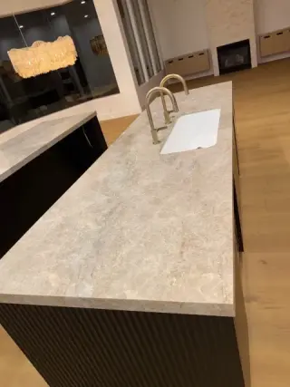 Kitchen prepared by a Atlanta move in cleaning service